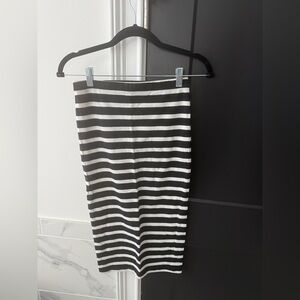 Express Monochrome Striped Pencil Skirt